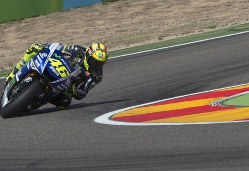 MotoGP. Росси берет поул в Валенсии