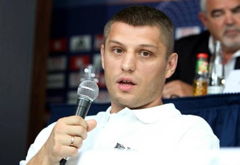 Ляхович будет драться с мексиканцем