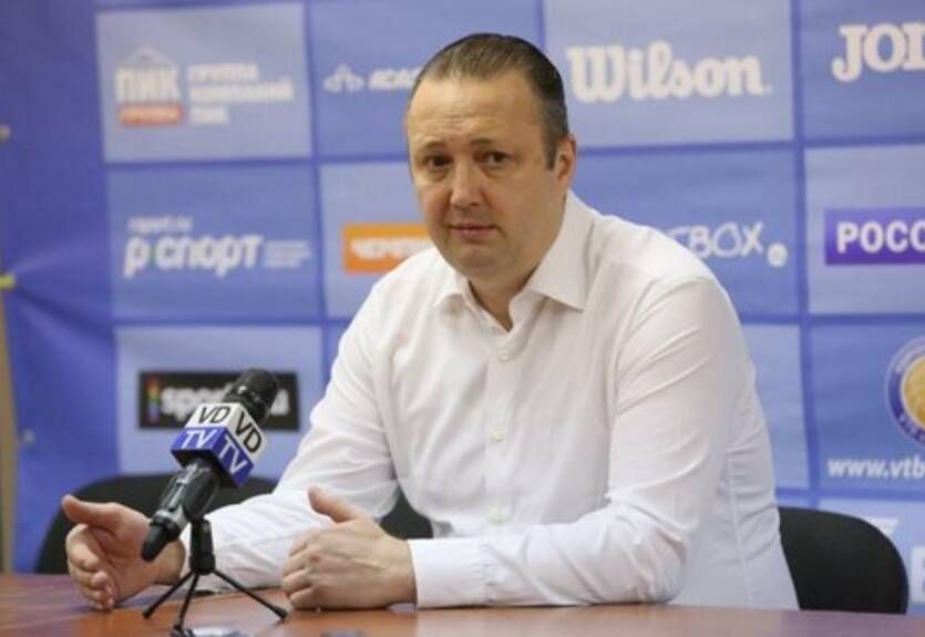 Валентин Берестнев покидает Волгоград, вместо него — Дирк Бауэрманн