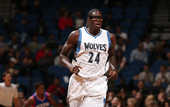 НБА. Миннесота продлила Беннетта, Мухаммада и Дьенга