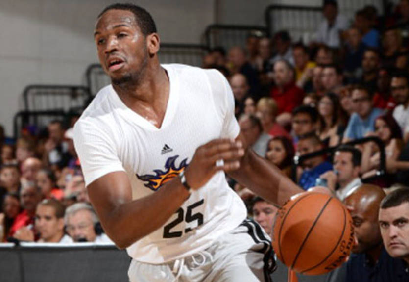 НБА. Кристмас покидает Нью-Орлеан