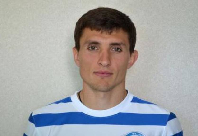 Максимов продолжит карьеру в Олимпике