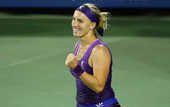 Цинциннати (WTA). Кузнецова бьет Бушар, победы Радваньской и Серены