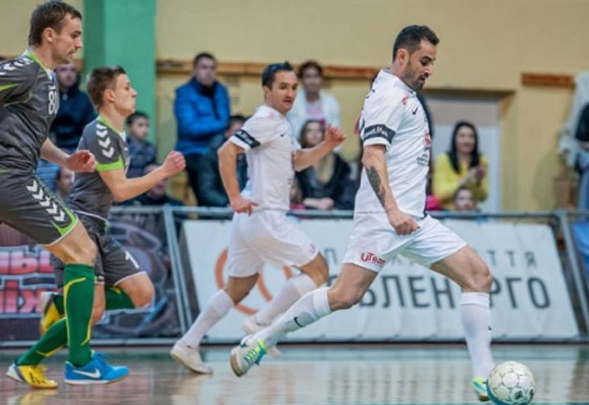 Футзал. Рониньо перебрался в Азербайджан