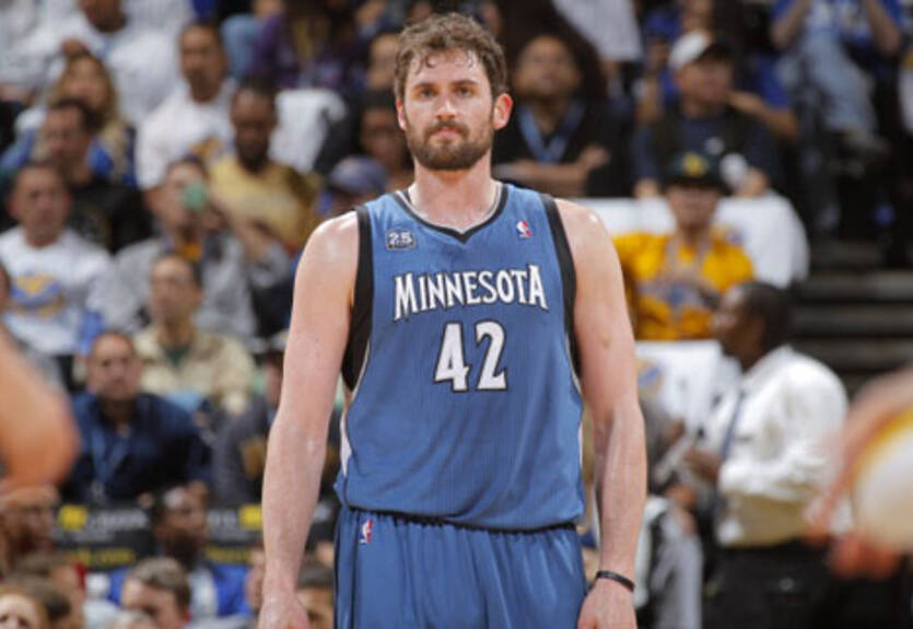 НБА. Чикаго дает трех игроков за Лава