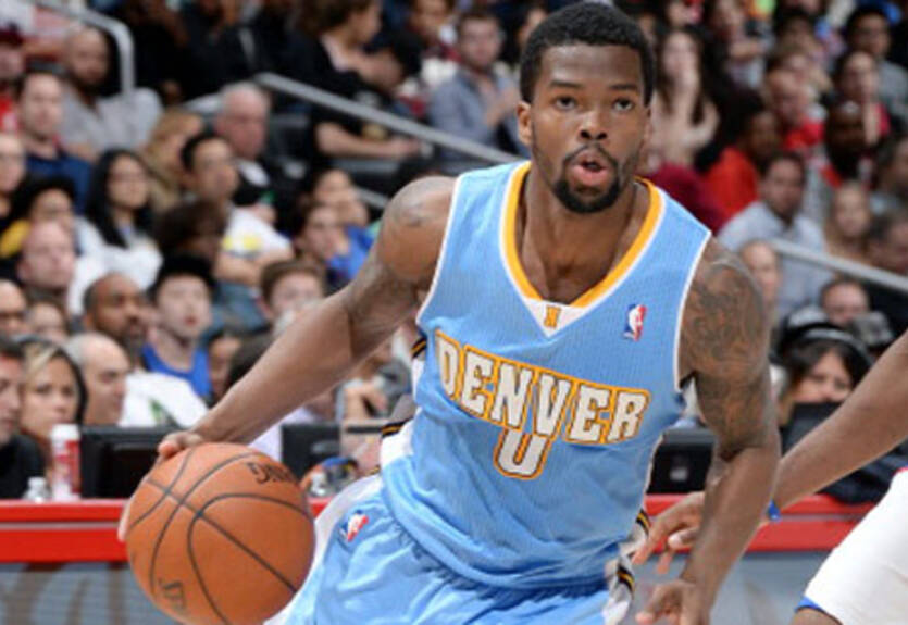 НБА. Чикаго подписал Аарона Брукса