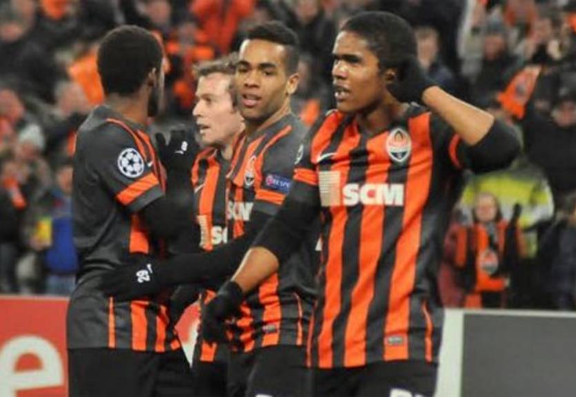 Шесть игроков Шахтера отказались возвращаться в Украину