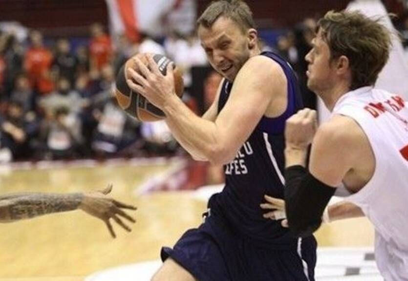 Бавария договорилась с Савановичем