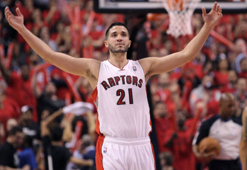 НБА. Рэпторс договорились с Васкесом