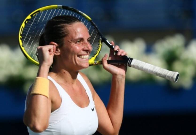 Бухарест (WTA). Очередные победы Халеп и Винчи