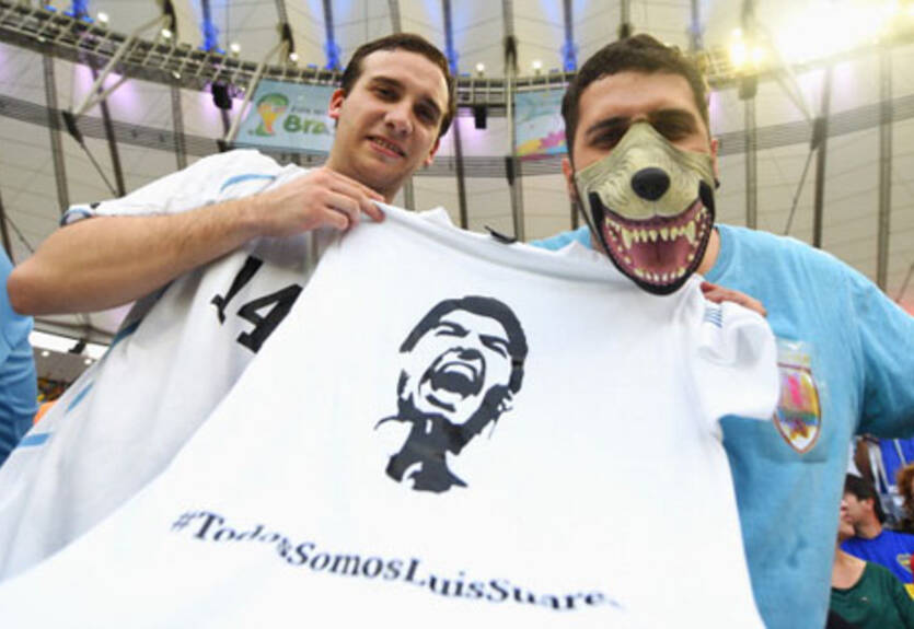 Фанат сделал тату Суареса в маске Ганнибала Лектера