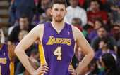 НБА. Лейкерс оставляет Келли