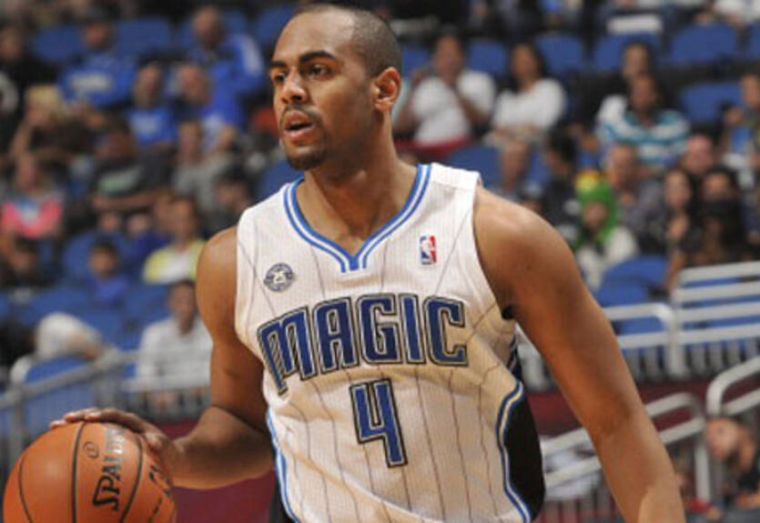 НБА. Чикаго интересен Аффлало