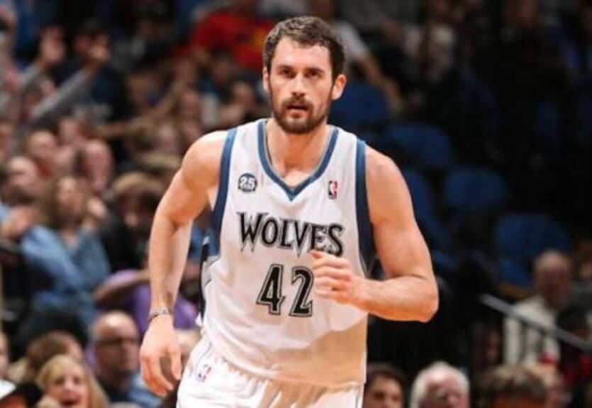 НБА. Миннесота хочет троих игроков Голден Стейта за Лава