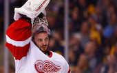 НХЛ. Детройт: Густавссон получил новый контракт