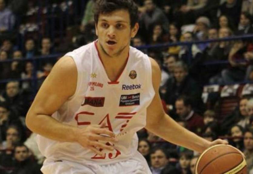 Италия. Армани Джинс в овертайме дожимает Сассари