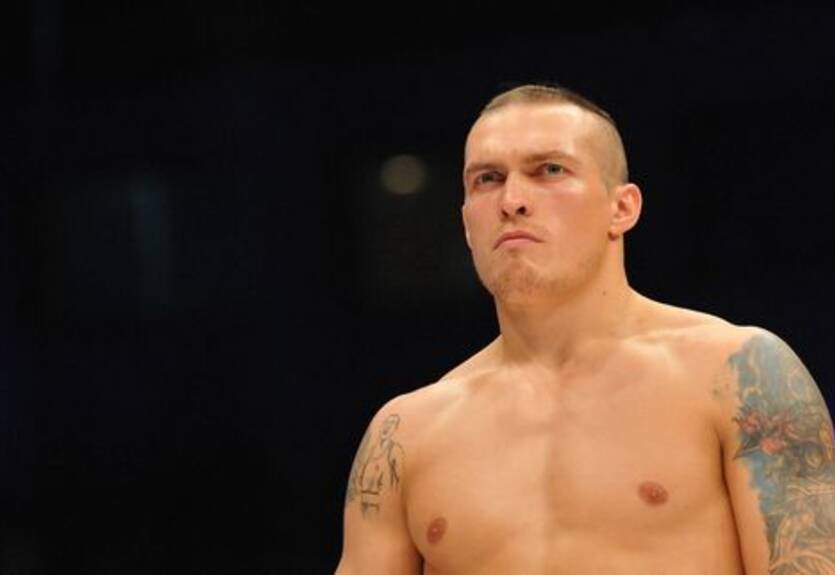 Смотрите бой Усик-Кренс на сайте megogo.net