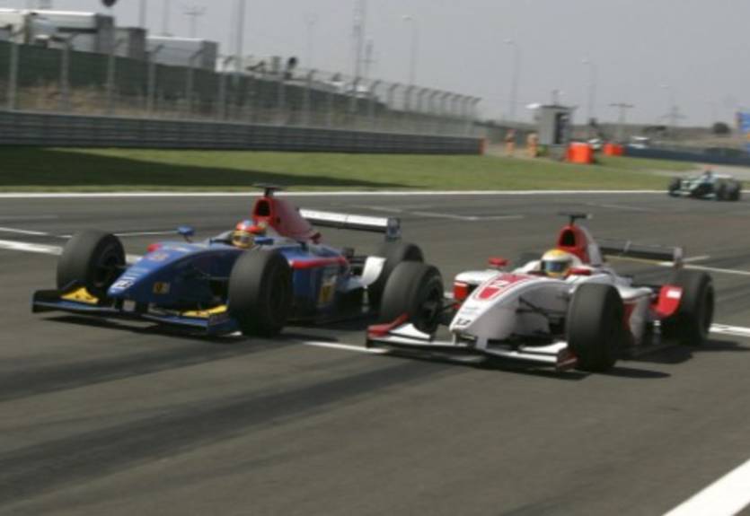GP2. Ришельми выигрывает спринт в Монако