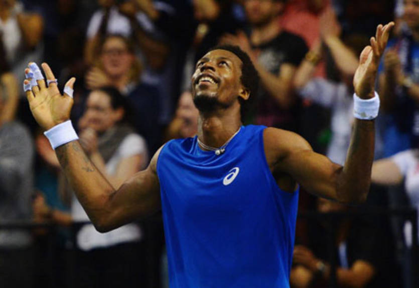 Монфис снялся с турнира в Ницце