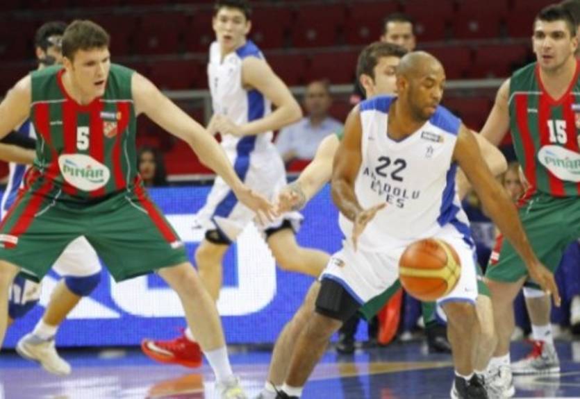 Турция. Эфес справился с Каршиякой, Фенербахче дожал Ушак