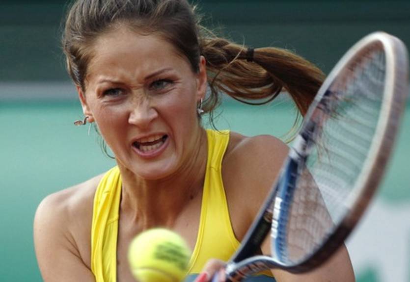 Оэйраш (WTA). Проходы Викмайер, Йовановски и Шведовой