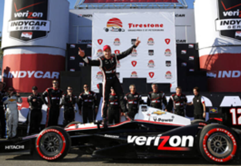 IndyCar: сезон стартовал победой Пауэра