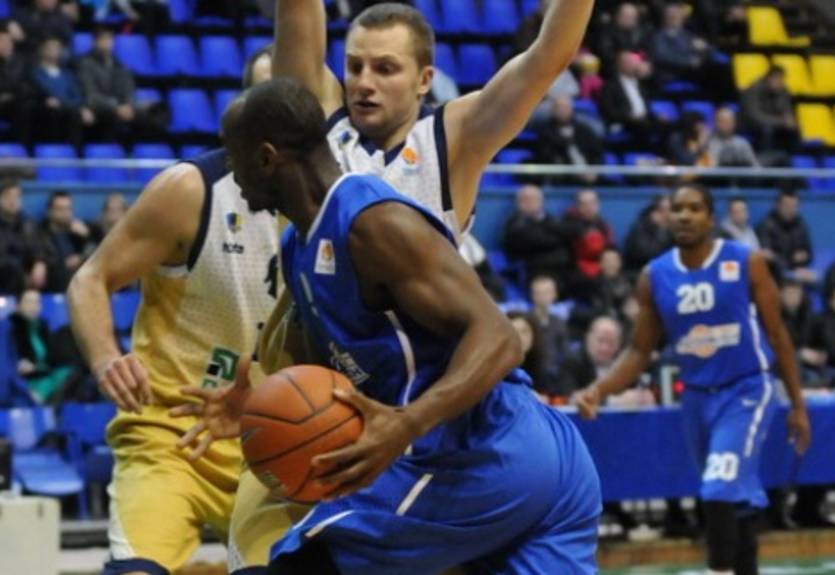 Гиньярд продолжит карьеру в Польше