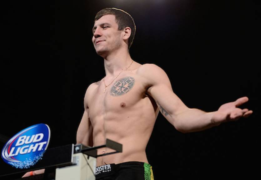 UFC 171. Быстрое поражение украинца