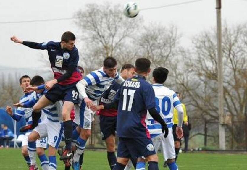 Севастополь обыграл свою "молодежку"