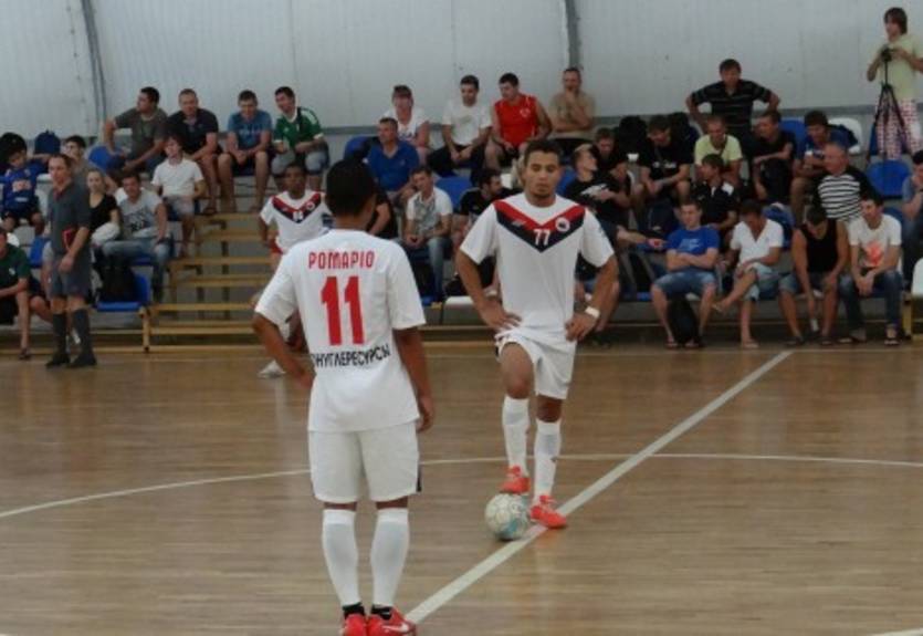 Футзал. Енакиевец: Экстра-лигу заменил спарринг