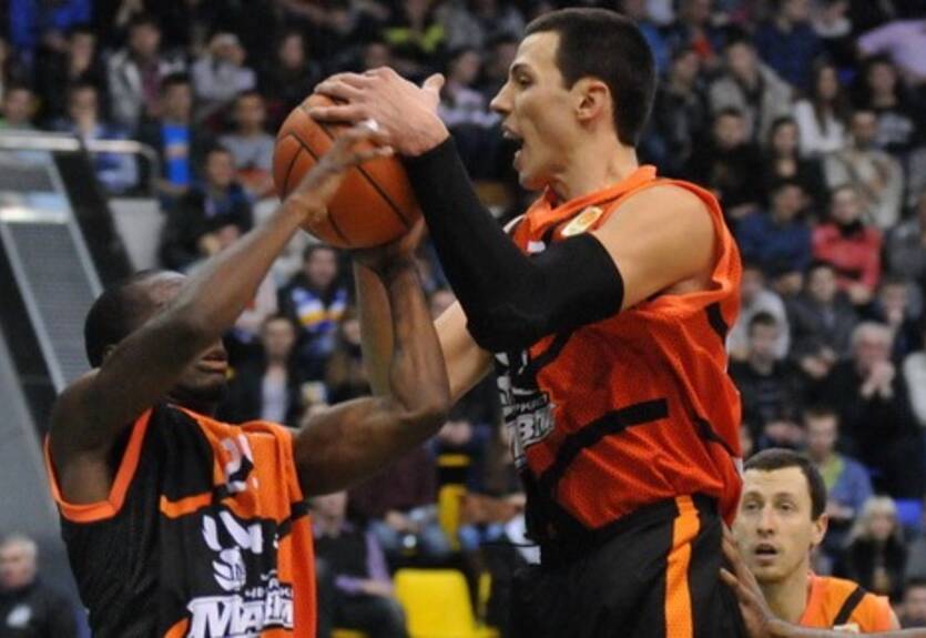 Уошберн усилит Цмоки-Минск