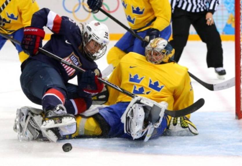 Хоккей. США — в финале женского турнира