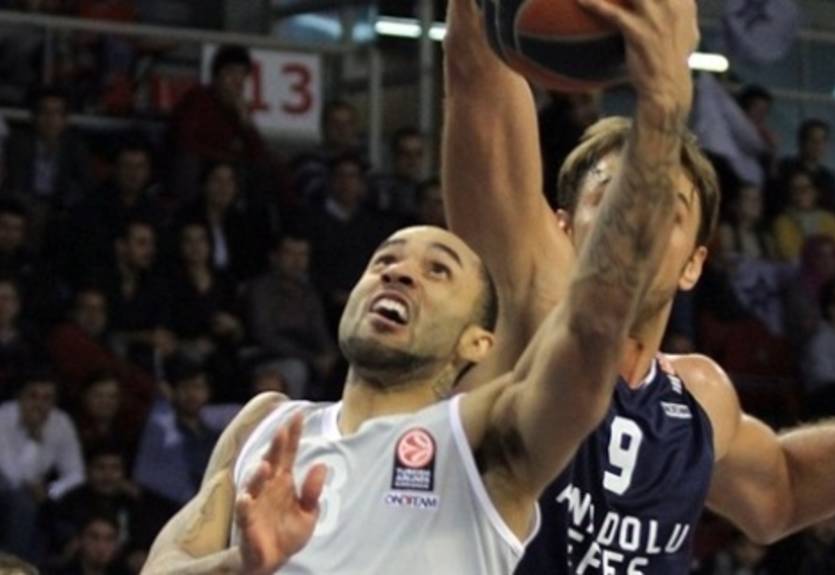 Панатинаикос остановился на Заке Райте