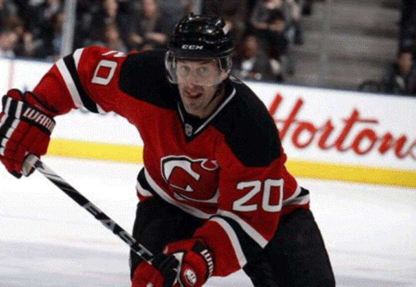 НХЛ. Пандолфо завершил карьеру