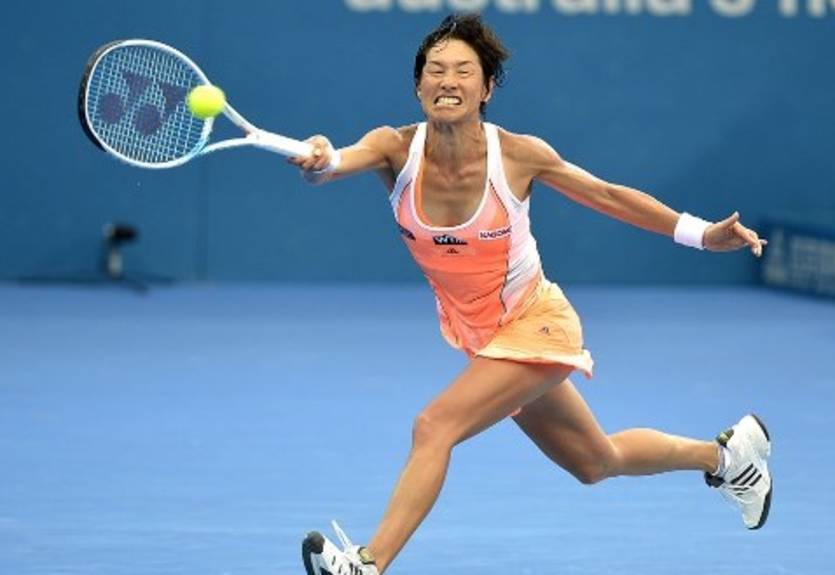 Паттайя (WTA). Датэ-Крумм, Пенг и Веснина проходят дальше