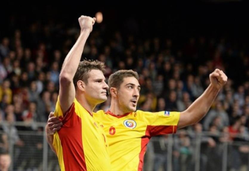 Футзал. Румыния казнит хозяев