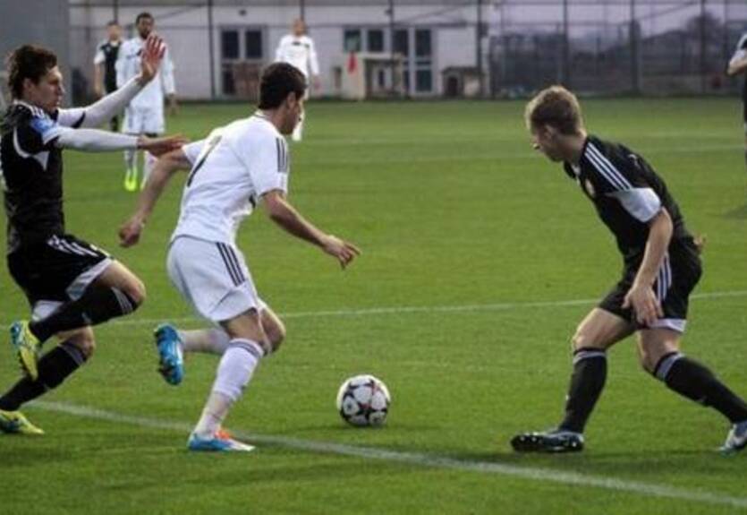 Запорожский Металлург и Нефтчи победителя не определили