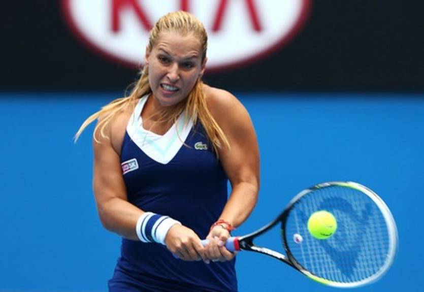 Australian Open (WTA). Радваньска разобралась с Мугурусой