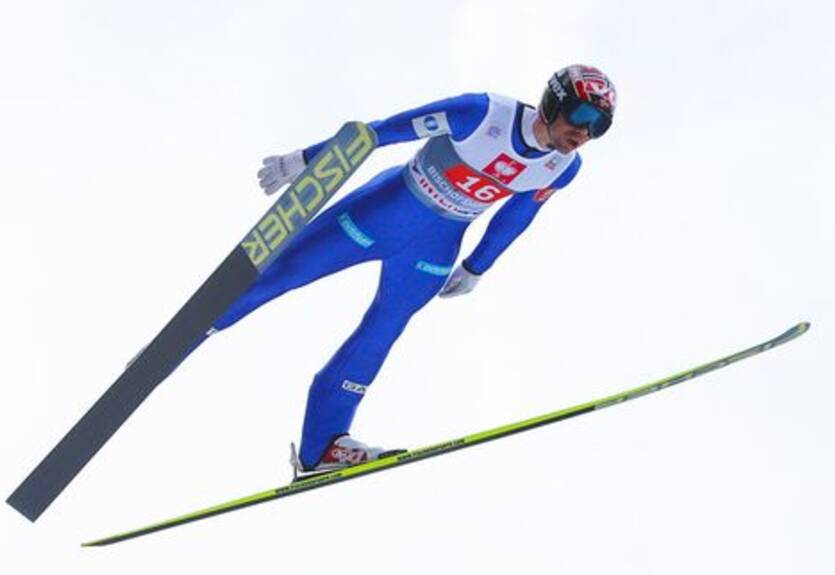 Прыжки с трамплина. Бардаль вытягивает счастливый билет