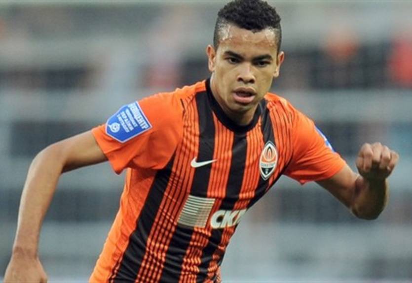 Дентиньо может перейти в Флуминенсе