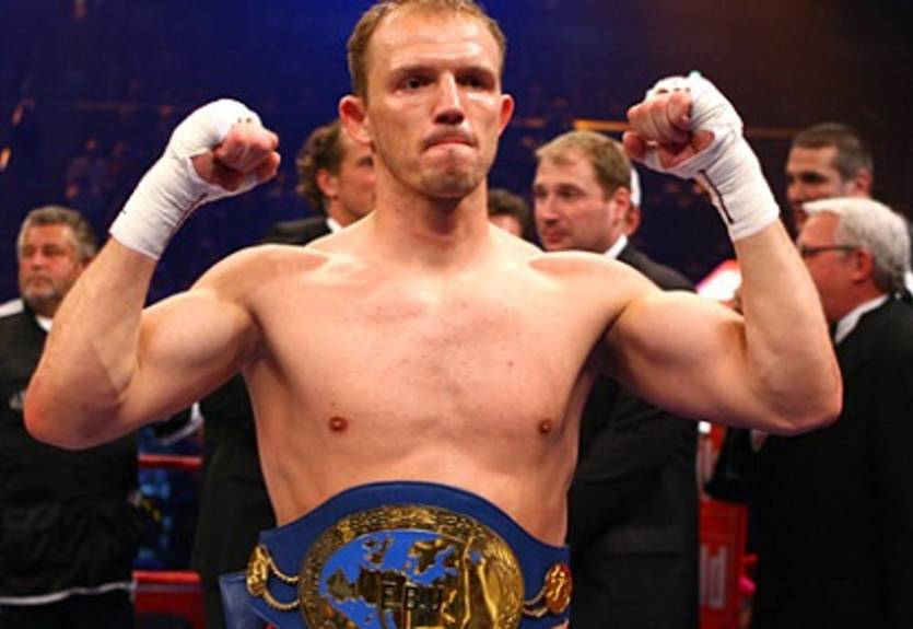 Бремер выйдет в ринг 5 апреля