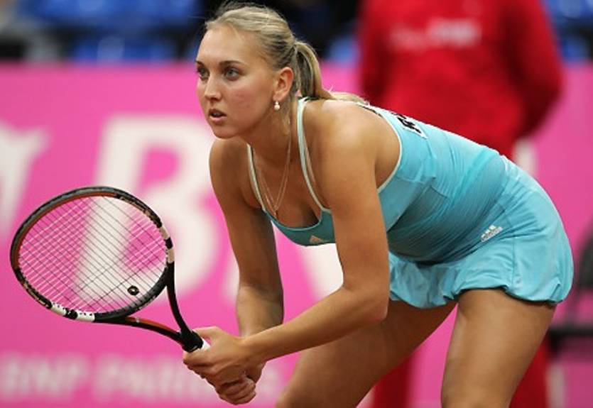 Хобарт (WTA). Пенг вылетает, Веснина побеждает