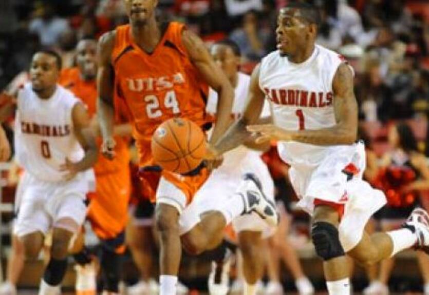 Политехника приглашает на трай-аут защитника