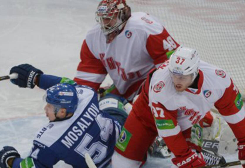 КХЛ. Витязь расторг контракты с Иггулденом и Воробьевым