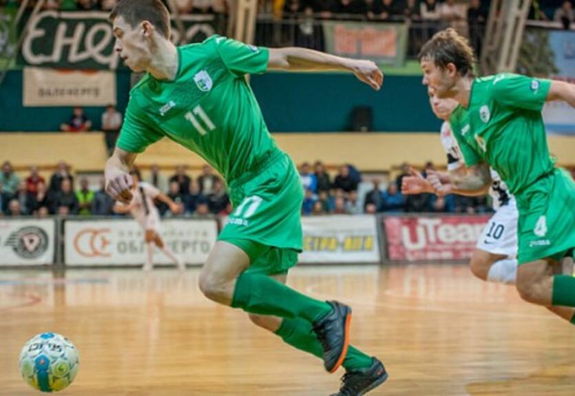 Футзал. Энергия спасается в Ровно