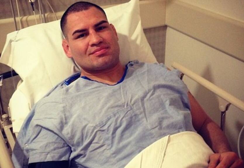 Кейн Веласкес пропустит около года