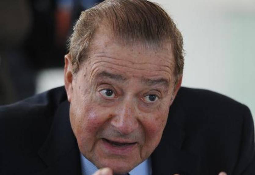 Арум: "Не знаю, возможен ли бой Паккьяо с Мейвезером"