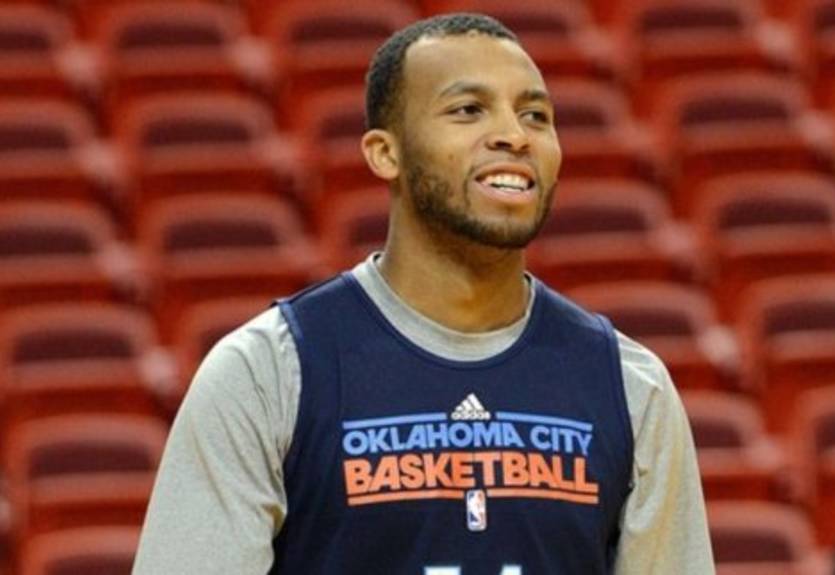 Официально: Будивельник подписал Декуана Кука