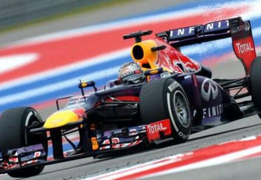 Формула-1. Гран-при США. Феттель на поуле, Ковалайнен в десятке