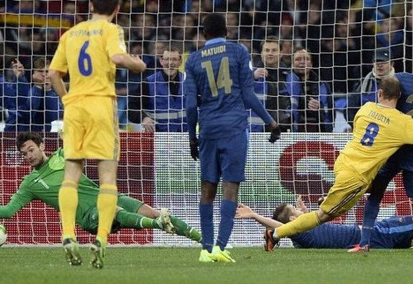 Украина дома бьет французов!